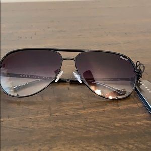 Quay High Key - Black Fade